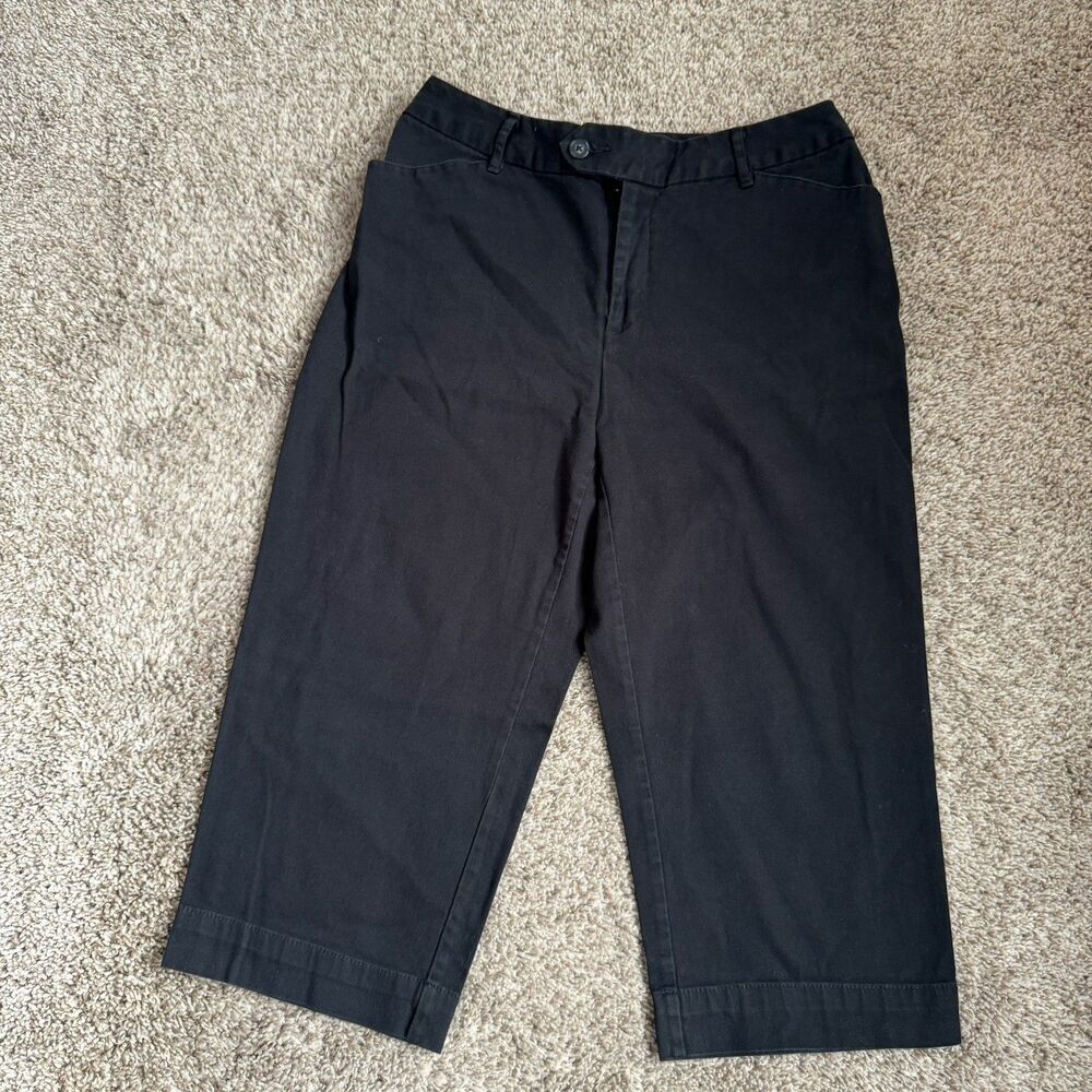 St John's Bay Black Women's Chino Capris Size 8‎